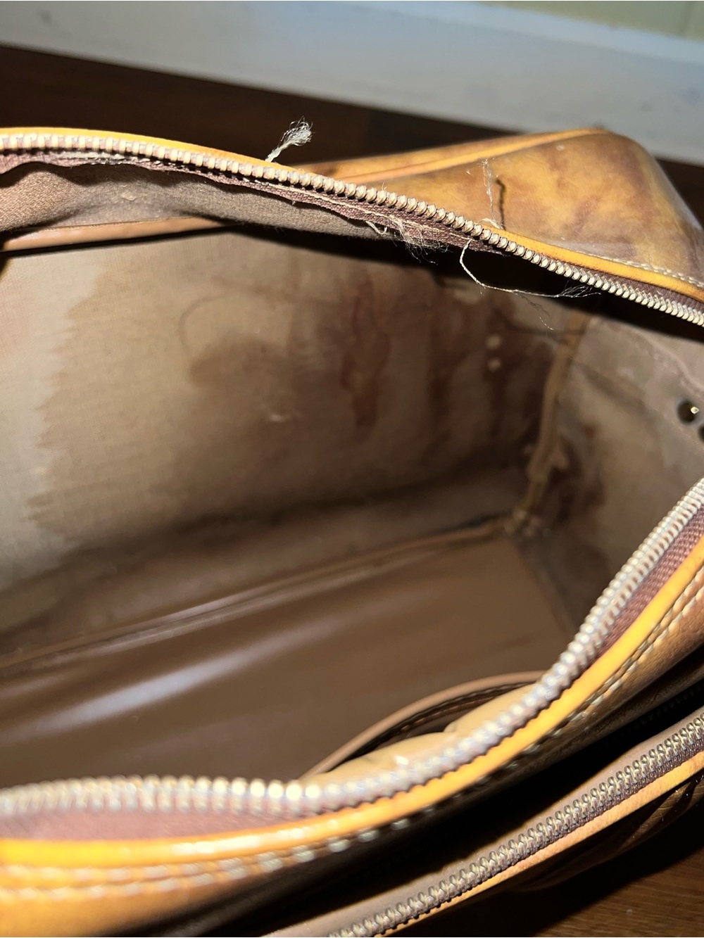 Vintage Brown Leather Travel Bag Retro Suitcase Shoulder Strap Carry On - Picture 8 of 11
